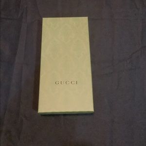 Gucci box